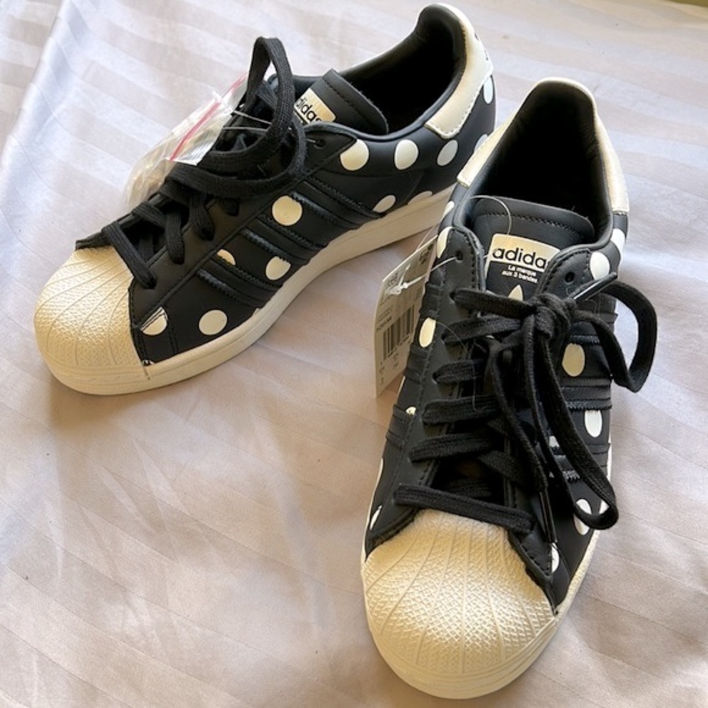 NWT ADIDAS Polkadot Superstar’s